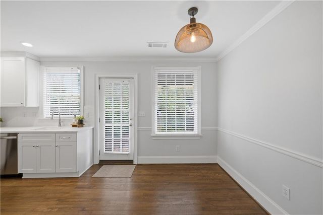 99 Sheridan NE Drive 9, Atlanta, GA 30305