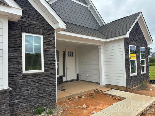 2211 Tabor Road, Sherrills Ford, NC 28673