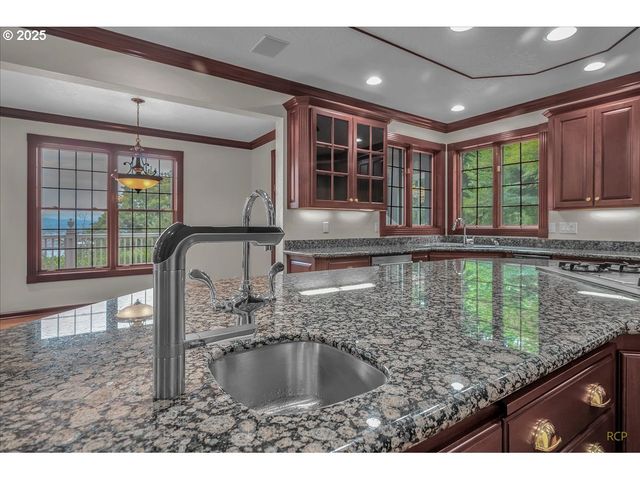 29611 OLD RAINIER Rd, Rainier, OR 97048