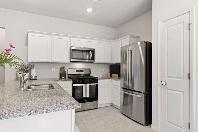 1425 Vista Grande Loop NE, Rio Rancho, NM 87144