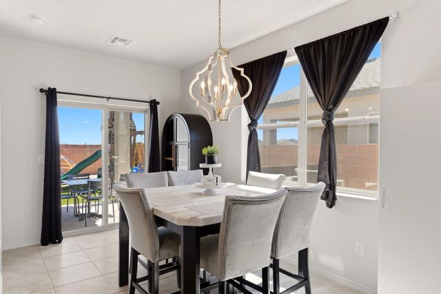 1425 Vista Grande Loop NE, Rio Rancho, NM 87144