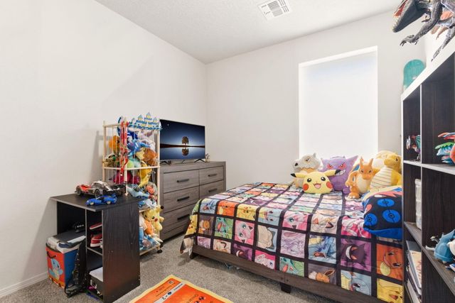 1425 Vista Grande Loop NE, Rio Rancho, NM 87144