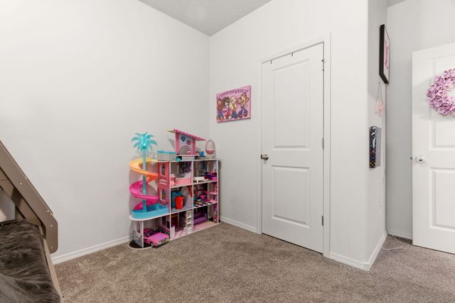 1425 Vista Grande Loop NE, Rio Rancho, NM 87144