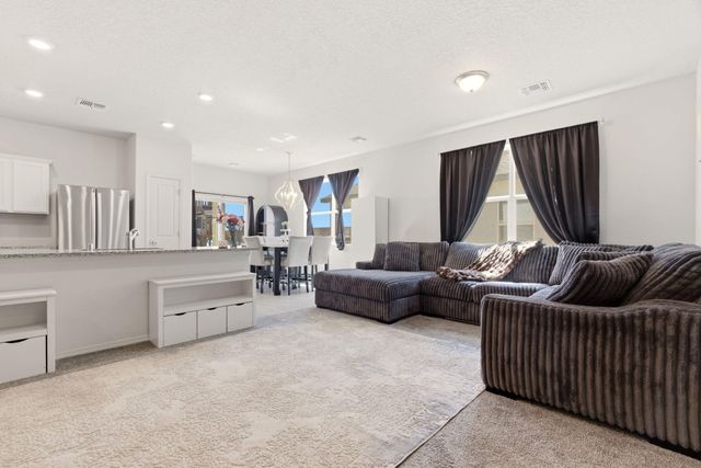 1425 Vista Grande Loop NE, Rio Rancho, NM 87144