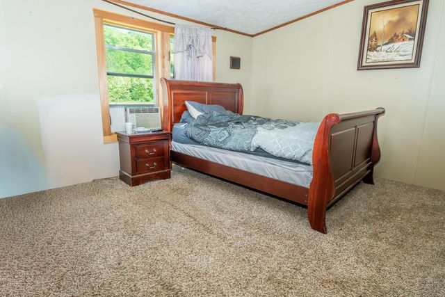 153 R Vancleve Road, Campton, KY 41301