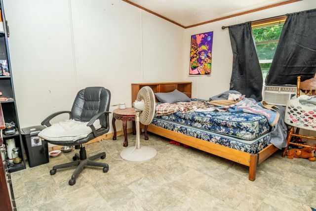 153 R Vancleve Road, Campton, KY 41301