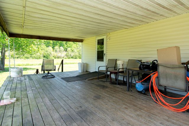 153 R Vancleve Road, Campton, KY 41301