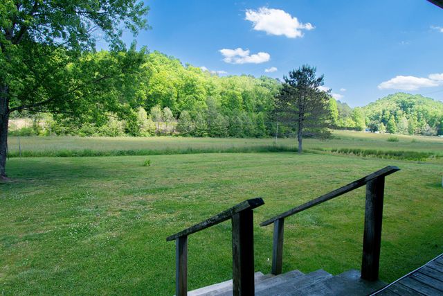 153 R Vancleve Road, Campton, KY 41301