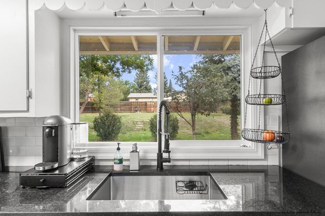 930 WESTERN HILLS BLVD, Cheyenne, WY 82009