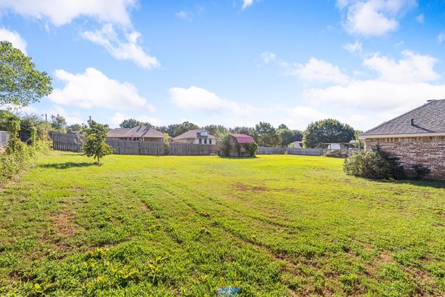 2609 Castle Road, Burleson, TX 76028