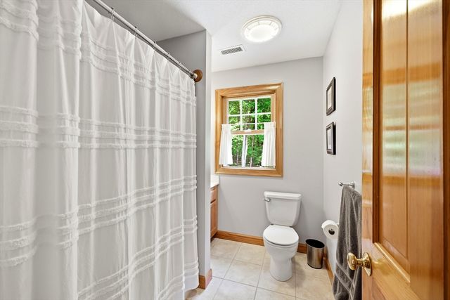 796 Federal St, Belchertown, MA 01007
