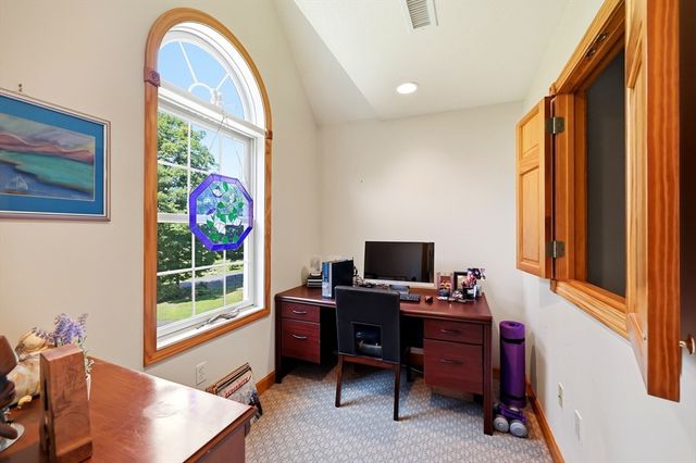 796 Federal St, Belchertown, MA 01007