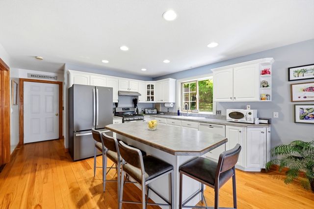 796 Federal St, Belchertown, MA 01007
