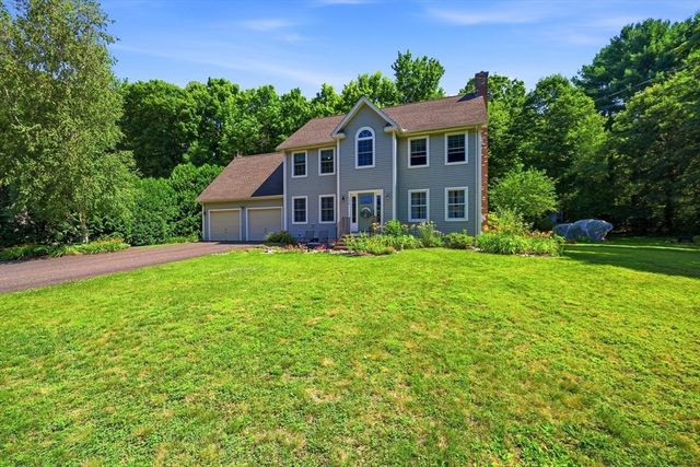 796 Federal St, Belchertown, MA 01007