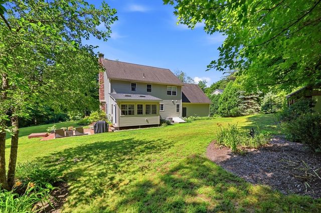 796 Federal St, Belchertown, MA 01007