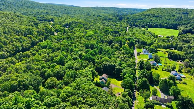 796 Federal St, Belchertown, MA 01007