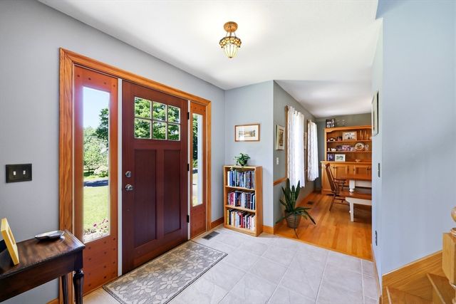 796 Federal St, Belchertown, MA 01007