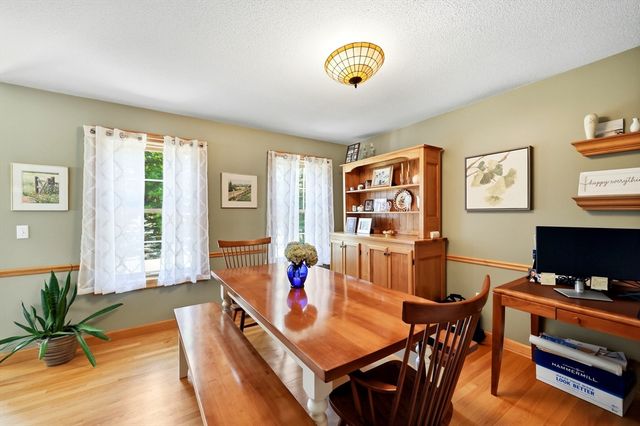 796 Federal St, Belchertown, MA 01007