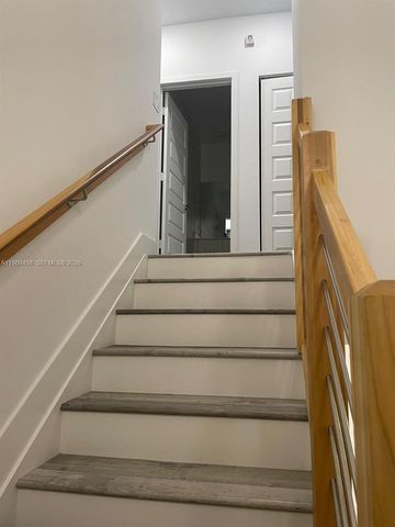 10445 NW 81st Ter 10045, Doral, FL 33178