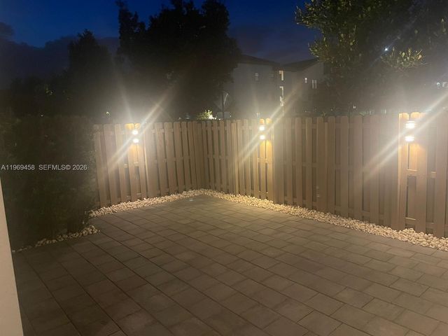 10445 NW 81st Ter 10045, Doral, FL 33178