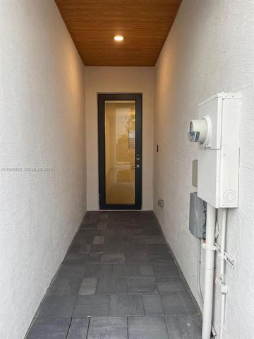 10445 NW 81st Ter 10045, Doral, FL 33178