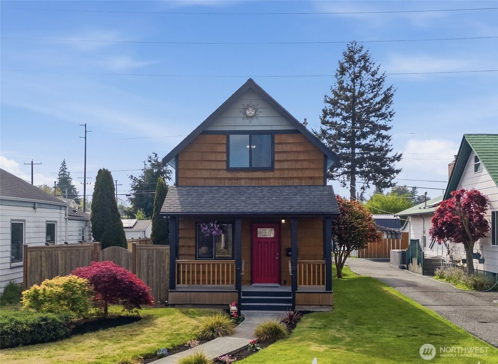 2224 Chestnut Street, Everett, WA 98201