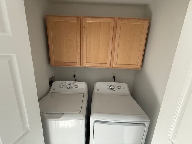 1603 Riverside Circle, Dixon, IL 61021