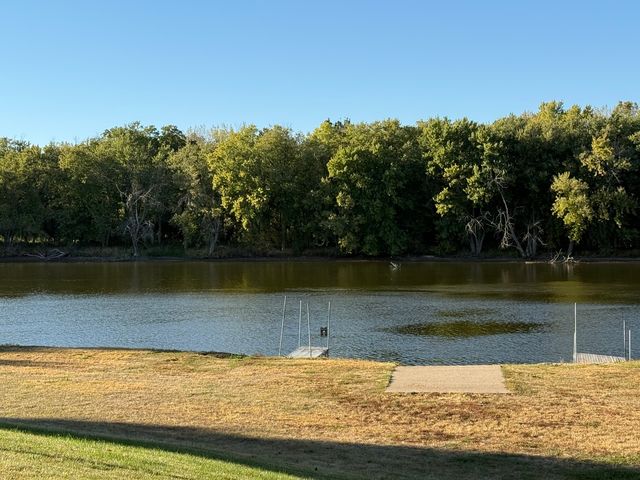 1603 Riverside Circle, Dixon, IL 61021