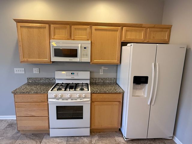 1603 Riverside Circle, Dixon, IL 61021