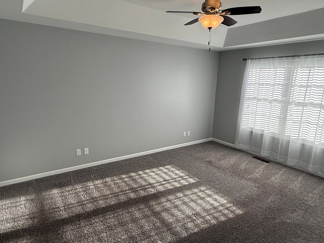 1603 Riverside Circle, Dixon, IL 61021