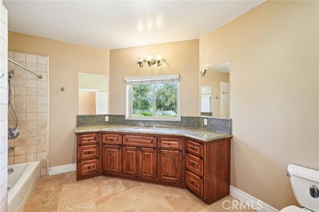 40000 Valle Vista, Murrieta, CA 92562