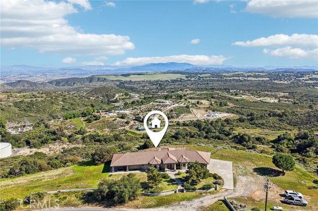 40000 Valle Vista, Murrieta, CA 92562