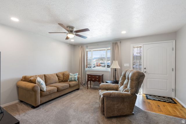 40 N 100 W, Aurora, UT 84620