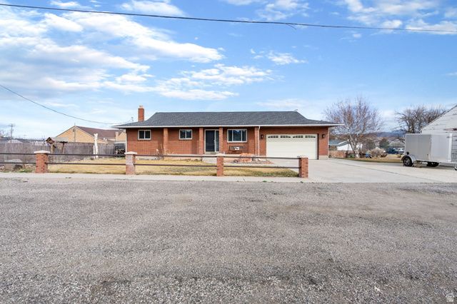 40 N 100 W, Aurora, UT 84620