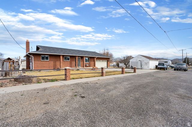 40 N 100 W, Aurora, UT 84620
