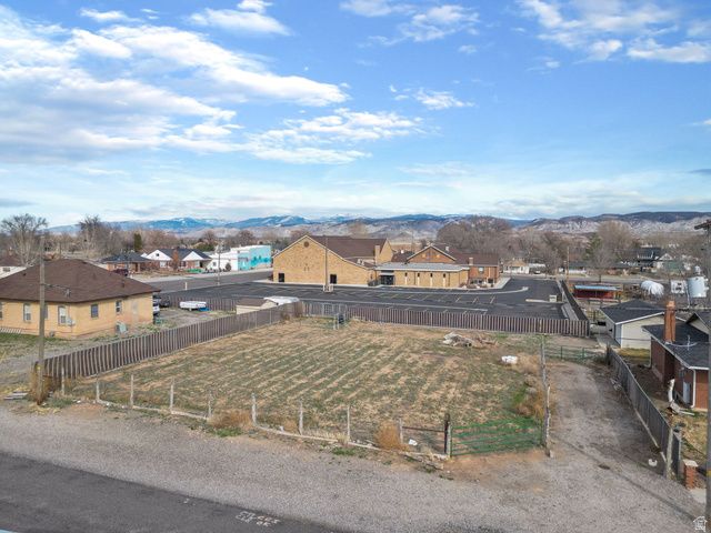 40 N 100 W, Aurora, UT 84620