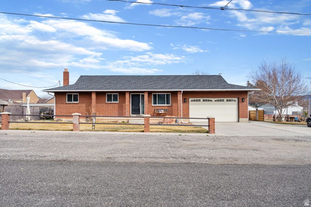 40 N 100 W, Aurora, UT 84620