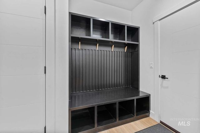 429 Meadowview Lane N, Twin Falls, ID 83301