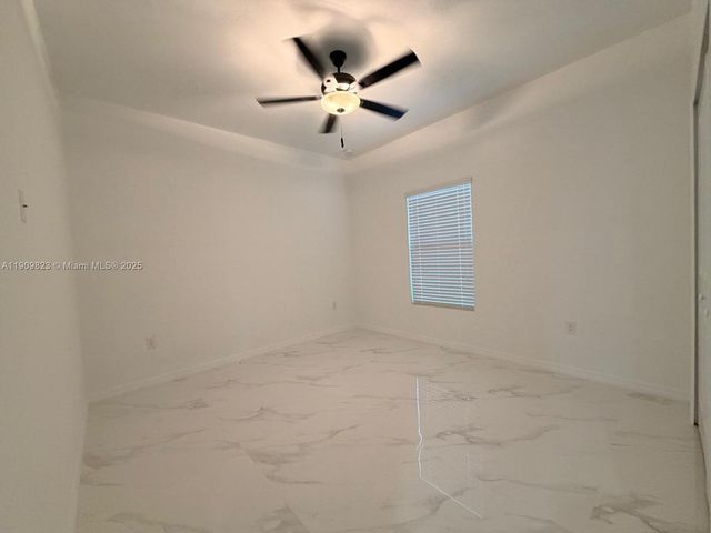 2706 72nd St W, Lehigh Acres, FL 33971