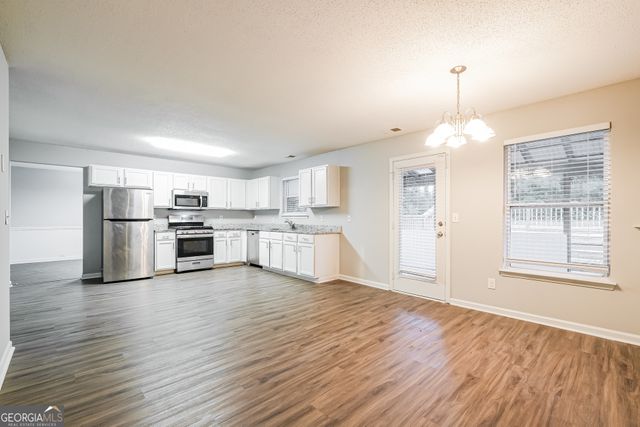 924 Ambeau Circle, Mcdonough, GA 30253