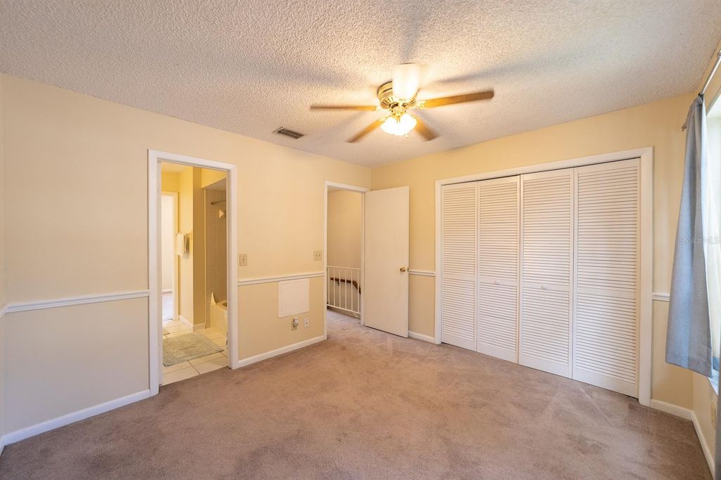 Image 11 of property listing at 13810 FLETCHERS MILL DRIVE, Tampa, FL 33613