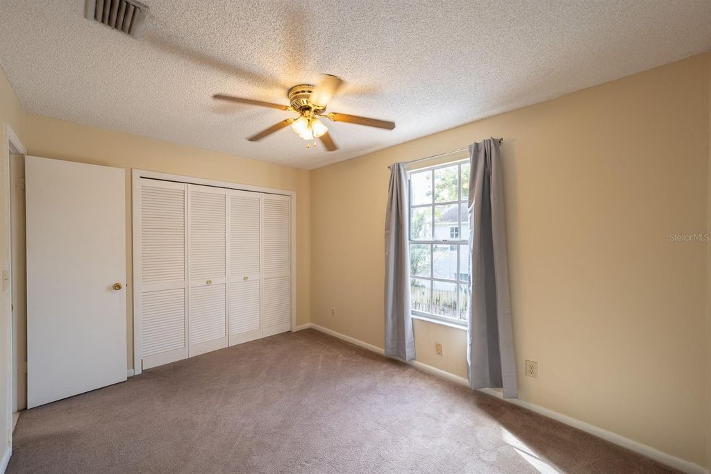 Image 13 of property listing at 13810 FLETCHERS MILL DRIVE, Tampa, FL 33613