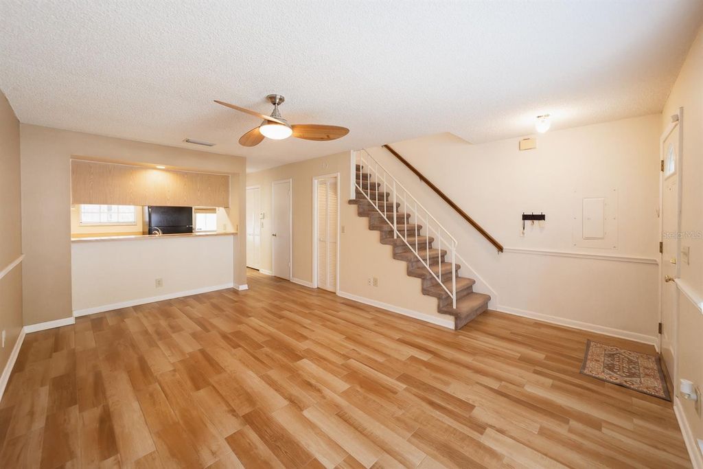 Image 6 of property listing at 13810 FLETCHERS MILL DRIVE, Tampa, FL 33613