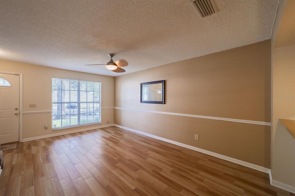 Image 9 of property listing at 13810 FLETCHERS MILL DRIVE, Tampa, FL 33613