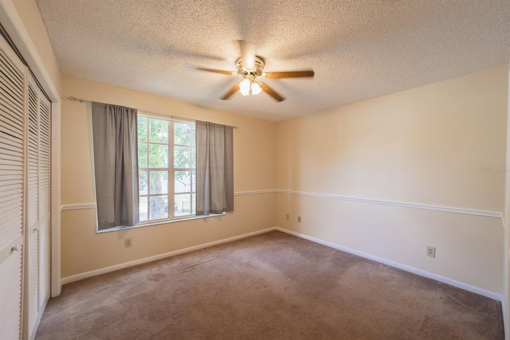 Image 10 of property listing at 13810 FLETCHERS MILL DRIVE, Tampa, FL 33613