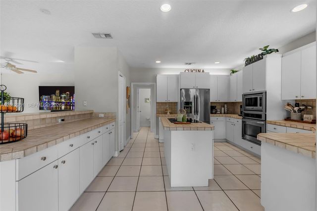 12019 SW 77th Ter, Miami, FL 33183