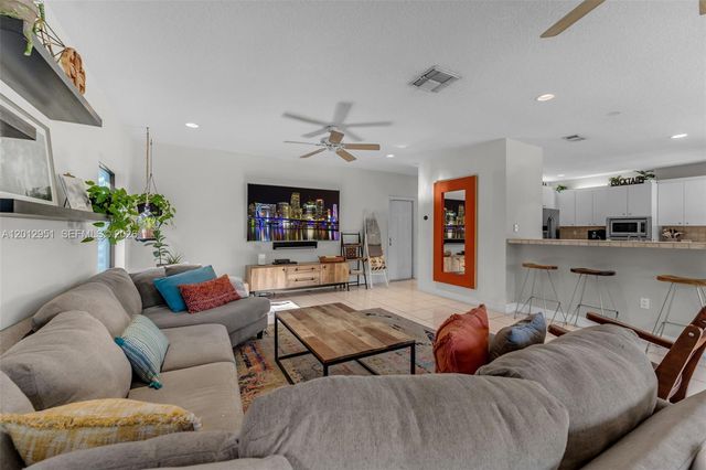 12019 SW 77th Ter, Miami, FL 33183