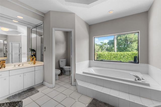12019 SW 77th Ter, Miami, FL 33183