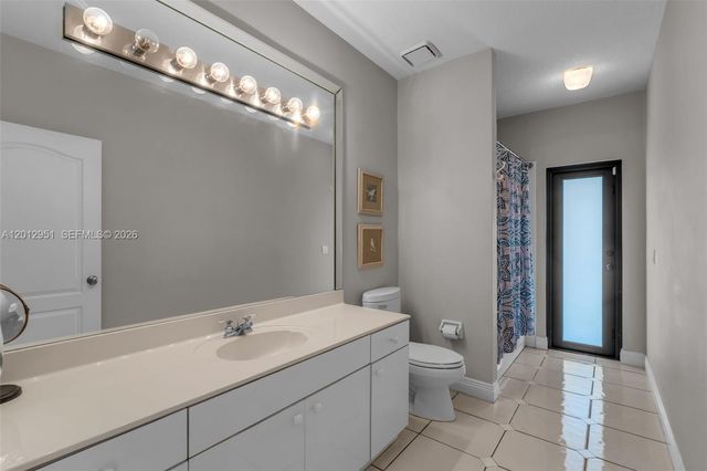12019 SW 77th Ter, Miami, FL 33183