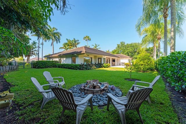 12019 SW 77th Ter, Miami, FL 33183